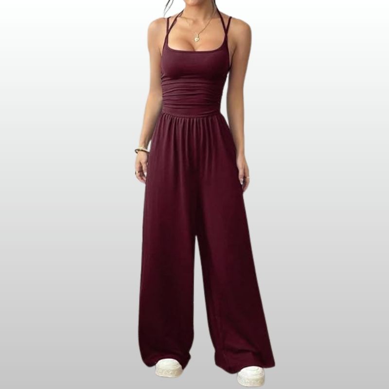 Maja – Vinröd Jumpsuit med Smala Axelband och Vida Ben